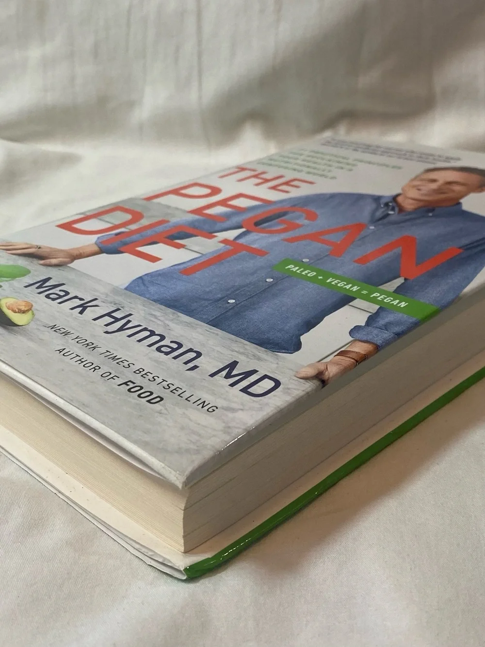 Beginners vegan, The Pegan diet hard copy by Mark Hyman MD 21 principles Paleo